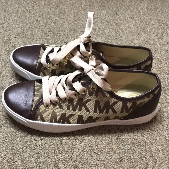 Shoes - Michael Kors shoes